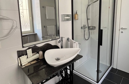 Ivrea House | Guest House Borgo Yporegia