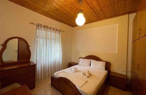 Lazarat Villa | Guest house BUFI