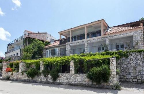 Polace House | Guest House Busurelo