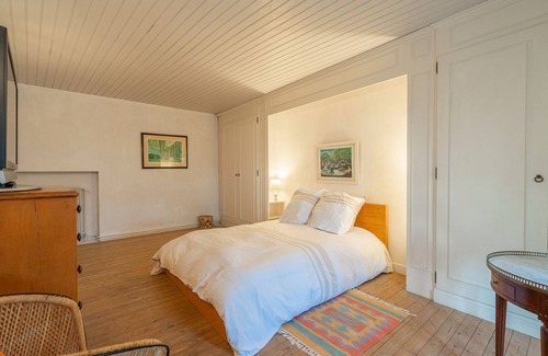 Nieulle-sur-Seudre House | Guest House 'Daniel Garesché' with Shared Terrace, Shared Garden and Wi-Fi