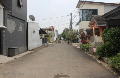 Ngamprah House | Guest House Griya Mas BCI A 39A