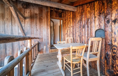 Mont-Saxonnex Apartment | Guest House 'Hiver' with Mountain View, Private Terrace and Wi-Fi