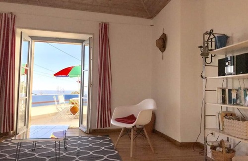 Almocageme House | Guest house in Almocageme/Colares above the Adraga beach