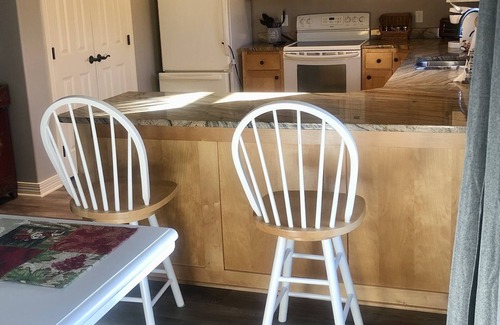 Cass County Cottage | Guest House in the country, but close to the city!