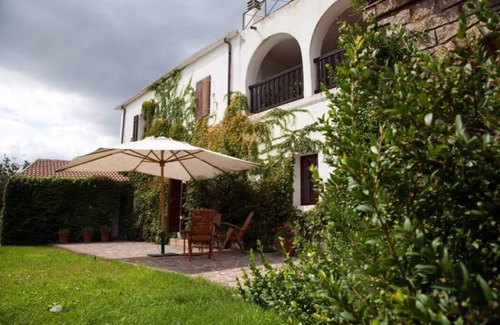 Luras Apartment | Guest House Muscazega - charm in Antico Stazzu