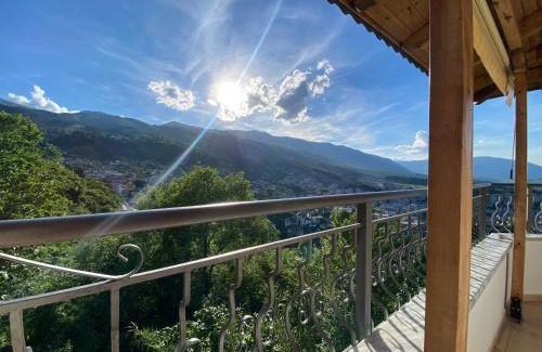 Gjirokaster Apartment | Guest House Persa