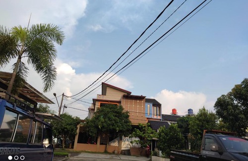 Bandung House | Guest house premium