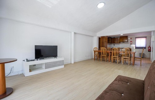 Miranda do Corvo Apartment | Guest House Ribeirinho - Alojamento local