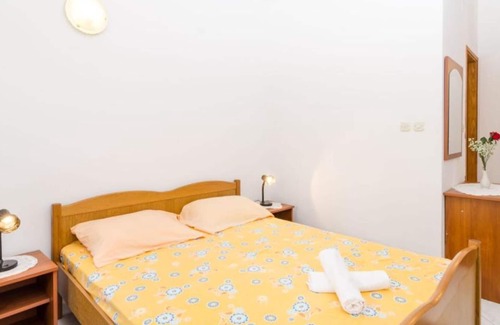 Sobra House | Guest House Sobra 38 - Double Room 1