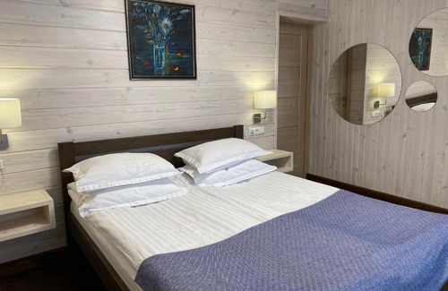 Slavske House | Guest House