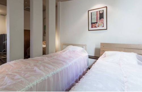 Sakyo Ward House | Guest House Yanagawa 1 floor can be reserved for up to 4 people / 5 minutes walk from Chayama Station / Clean room with good access to Gion, Kibune, Fushimi Inari, Osaka, etc.
