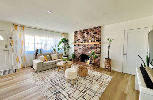 Santee House | Guest Quarter, separate entrance, free parking