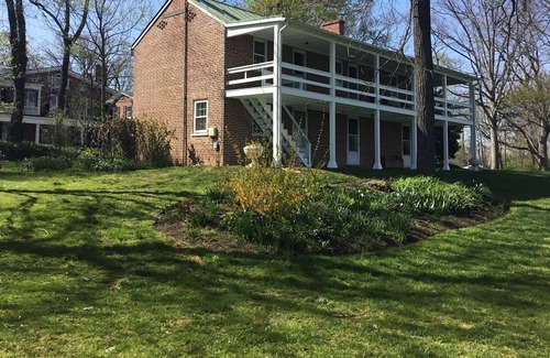 Leesburg House | Guest Quarters at Rockland