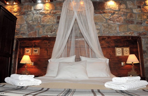 Kalambaka Apartment | Guest Stone House in Aidona #1