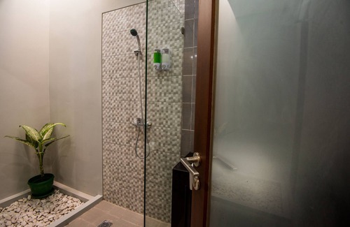 Nakula House | Guest suite at Bisma House, with pool in Legian