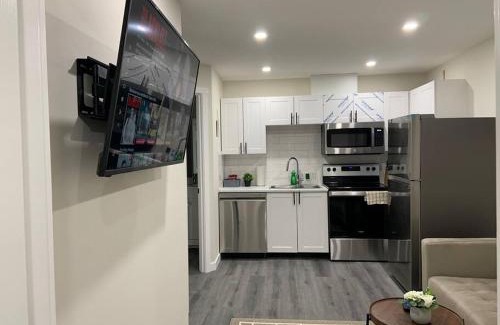 Regina Apartment | Guest Suite - Cozy Crib