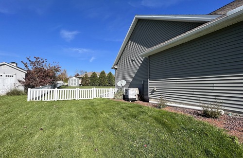 Zion House | Guest Suite - Entire basement great for PSU Weekends!