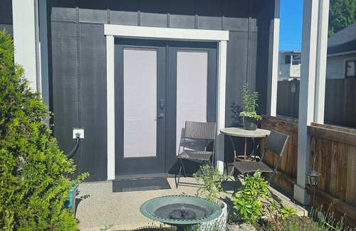Snohomish House | Guest Suite in Historic Downtown Snohomish - walk to shop, dine, adventure!