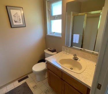 Maple Ridge House | Guest Suite in Maple Ridge