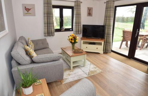 Stanton Drew Apartment | Guest Suite King Bed in Chew Valley Bath Somerset