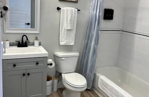 Idaho Falls Apartment | Guest Suites -1996 #3 Cozy 1 bedroom 1 bath suite