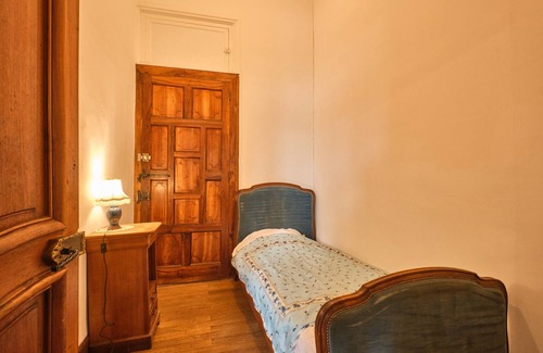 Saint-Geoire-en-Valdaine House | Guesthouse 'Room 1 - The Marquise's Suite' with Shared Terrace and Garden