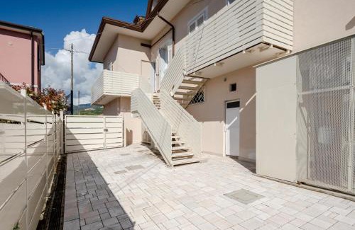 Luni Apartment | GuestHost - Mare Monti Apartments 4-7
