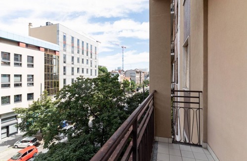 Fiera Apartment | GuestHost - MM Lotto - Comfy & Bright Apartment X4