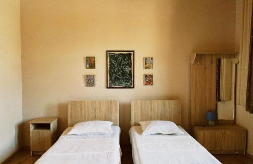Ambrolauri House | Guesthouse Edena