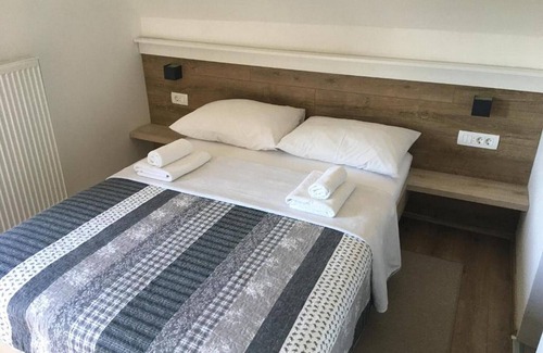 Jezerce House | Guesthouse Family Bosnic - Double Room with Balcony - 3