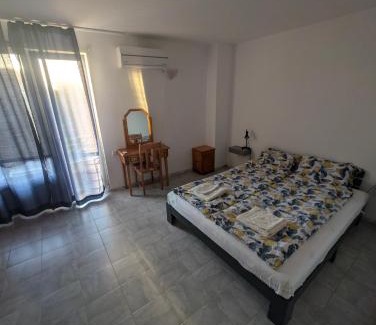 Chernomorets House | Guesthouse in Chernomorets next to Gradina and Sozopol