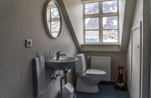 Isafjordur House | Guesthouse Isafjordur Gamla
