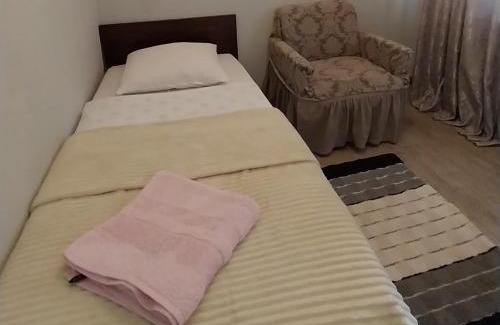 Lalkhori House | Guesthouse Leno