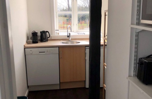 Vedbaek House | Guesthouse - Sandbjerg /Vedbæk - Beautiful nature and close to Vedbæk beach
