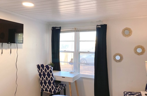 Dock Junction House | Guesthouse w 2 bedrooms at the heart of Brunswick, close to St Simons Island