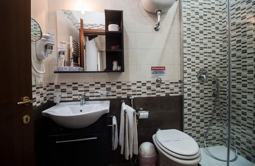 Scafati Bed & Breakfast | Guesthouse with Pool, SPA, Wifi, Parking. Not Far From Sorrento, Naples & Amalfi