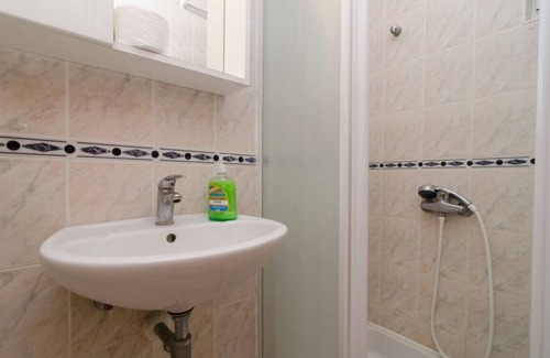 Sobra Apartment | #GUESTHOUSESOBRA Standard room in Sobra S3