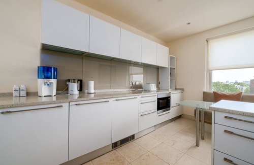 Pembridge Apartment | GuestReady - Luxurious Penthouse in Kensington