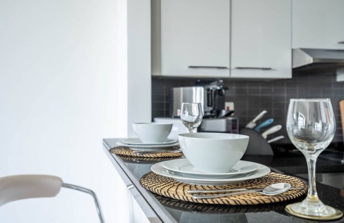 Dubai Marina Apartment | GuestReady - Marina View Studio l With Balcony
