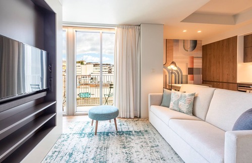 Misericordia Apartment | GuestReady - Midcentury Studio with Balcony in Santos (401)