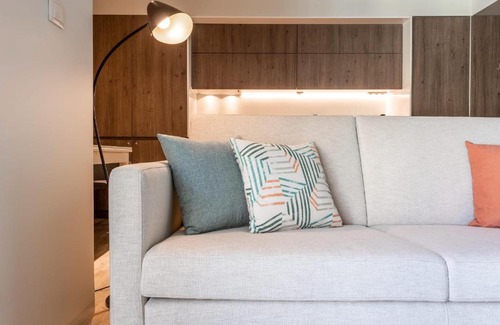 Misericordia Apartment | GuestReady - Midcentury Studio with Balcony in Santos 201