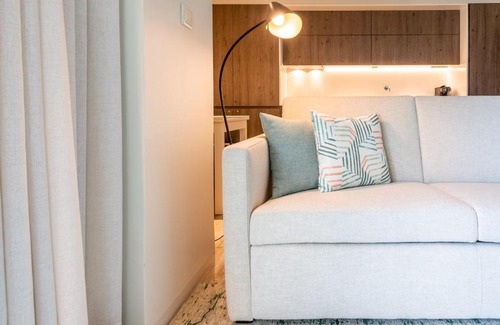 Misericordia Apartment | GuestReady - Midcentury Studio with Balcony in Santos 401