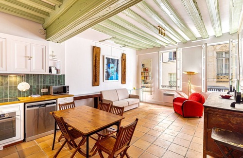 Les Halles Apartment | GuestReady - Parisian bliss near the Louvre Museum
