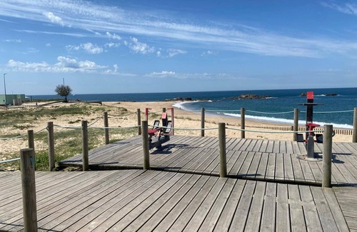 Lavra Apartment | GuestReady - Relaxing Beachside Getaway