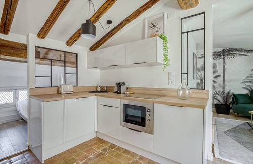 Old Lyon Apartment | GuestReady - Sublime 2BR in the heart of Old Lyon