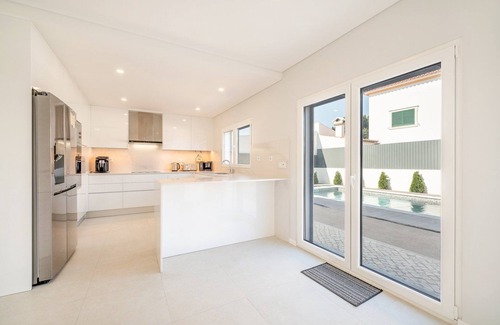 Sao Simao House | GuestReady - Summertime Villa in Azeitão