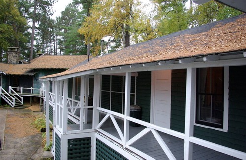 Meacham Cabin | Guides Cabin with Woodland View