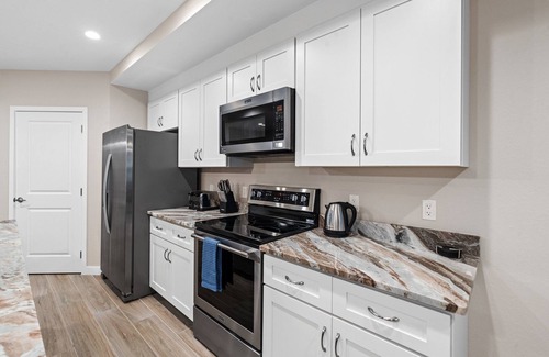 Yacht Club Condo | Gulf Access with Boat Slip, Heated Saltwater Pool, Dog-Friendly - Bacino Vista #204 - Roelens