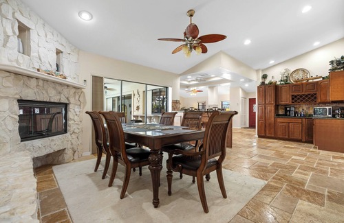 Caloosahatchee House | Gulf Access with Heated Pool & Spa, 2x Kings Beds & Fully Stocked Kitchen