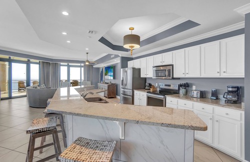 Orange Beach Condo | Gulf Front Condo | Lazy River | Wrap-Around Balcony